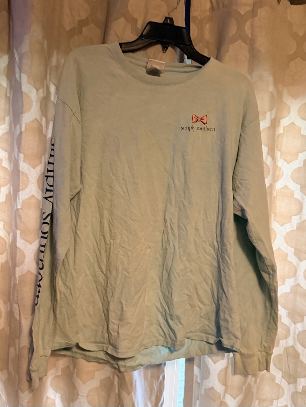Simply Southern Women's Long-Sleeve Shirt in Light blue